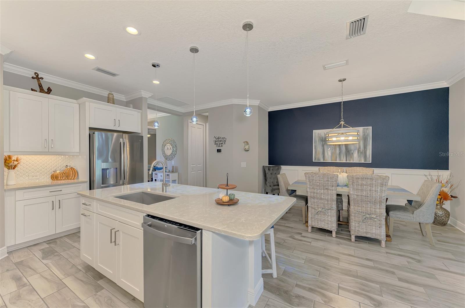 12404 PALATKA DRIVE, Venice, FL 34293