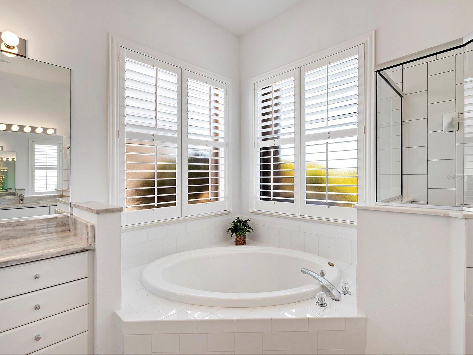 202 RIO TERRA, Venice, FL 34285