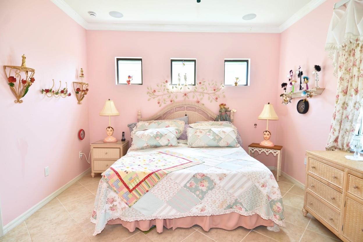 Primary Bed