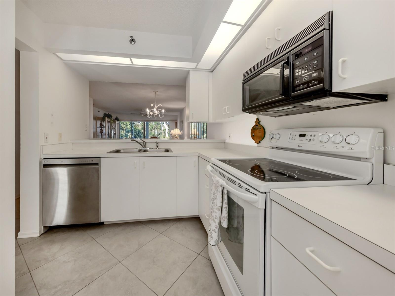 801 WATERSIDE DRIVE, #102, Venice, FL 34285