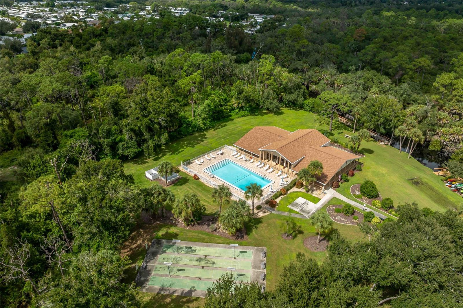 1319 PINEBROOK WAY COURT, Venice, FL 34285