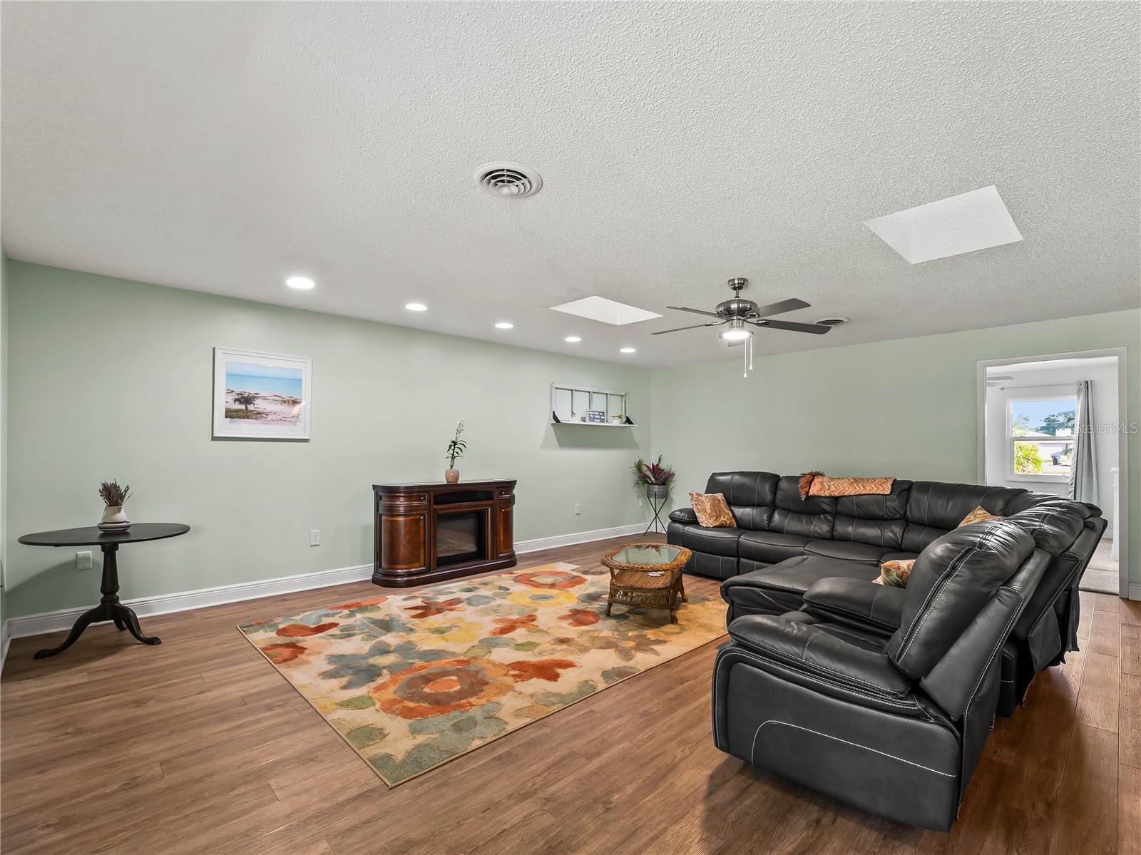 1319 PINEBROOK WAY COURT, Venice, FL 34285