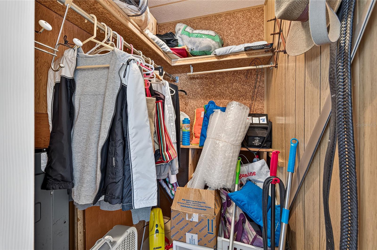 213 MANTUA DRIVE, Venice, FL 34285