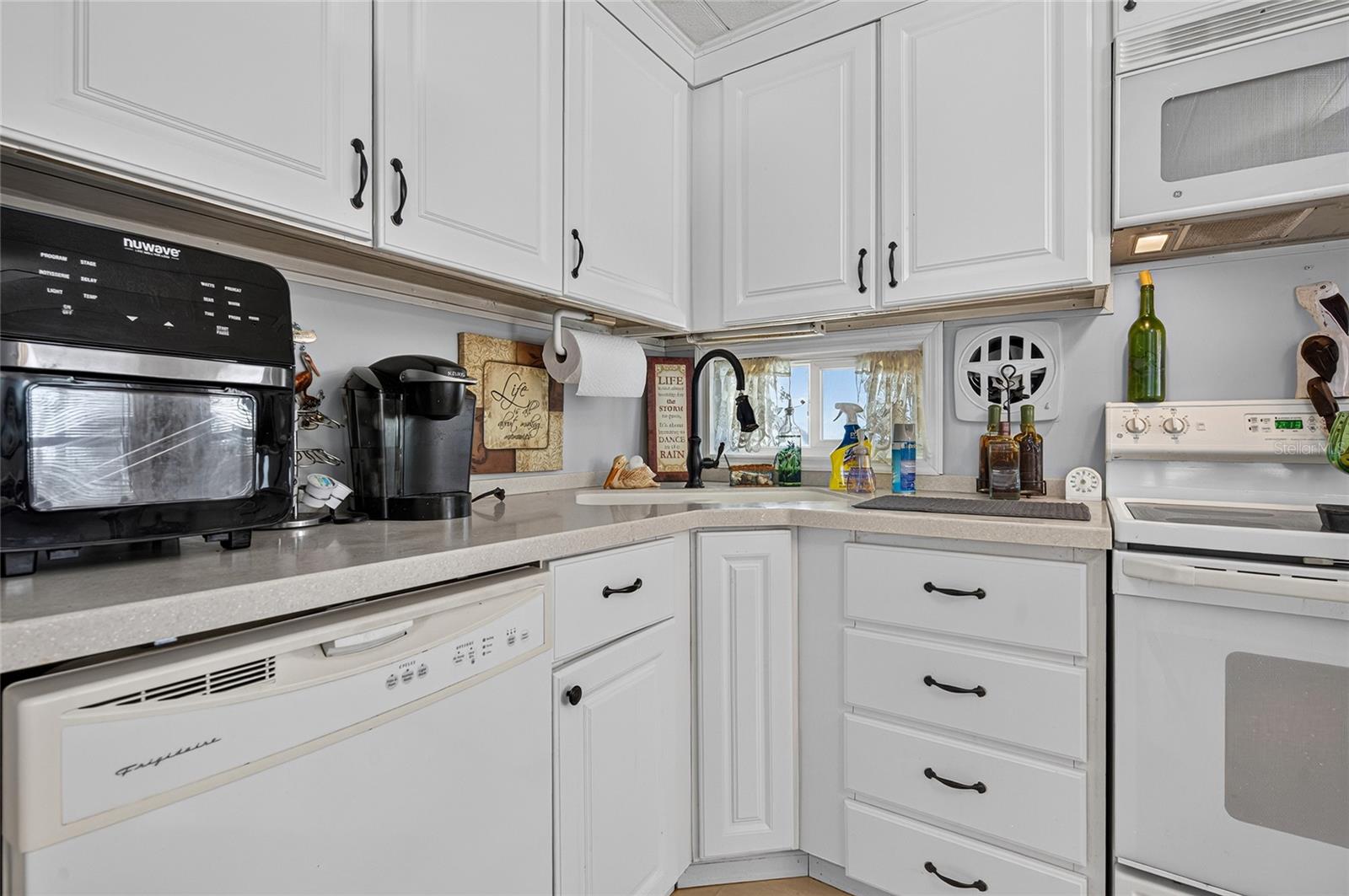 213 MANTUA DRIVE, Venice, FL 34285