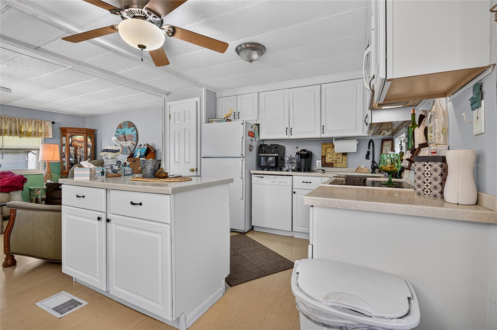213 MANTUA DRIVE, Venice, FL 34285