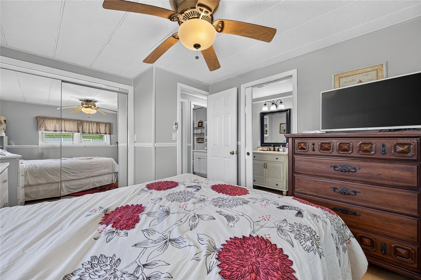 213 MANTUA DRIVE, Venice, FL 34285