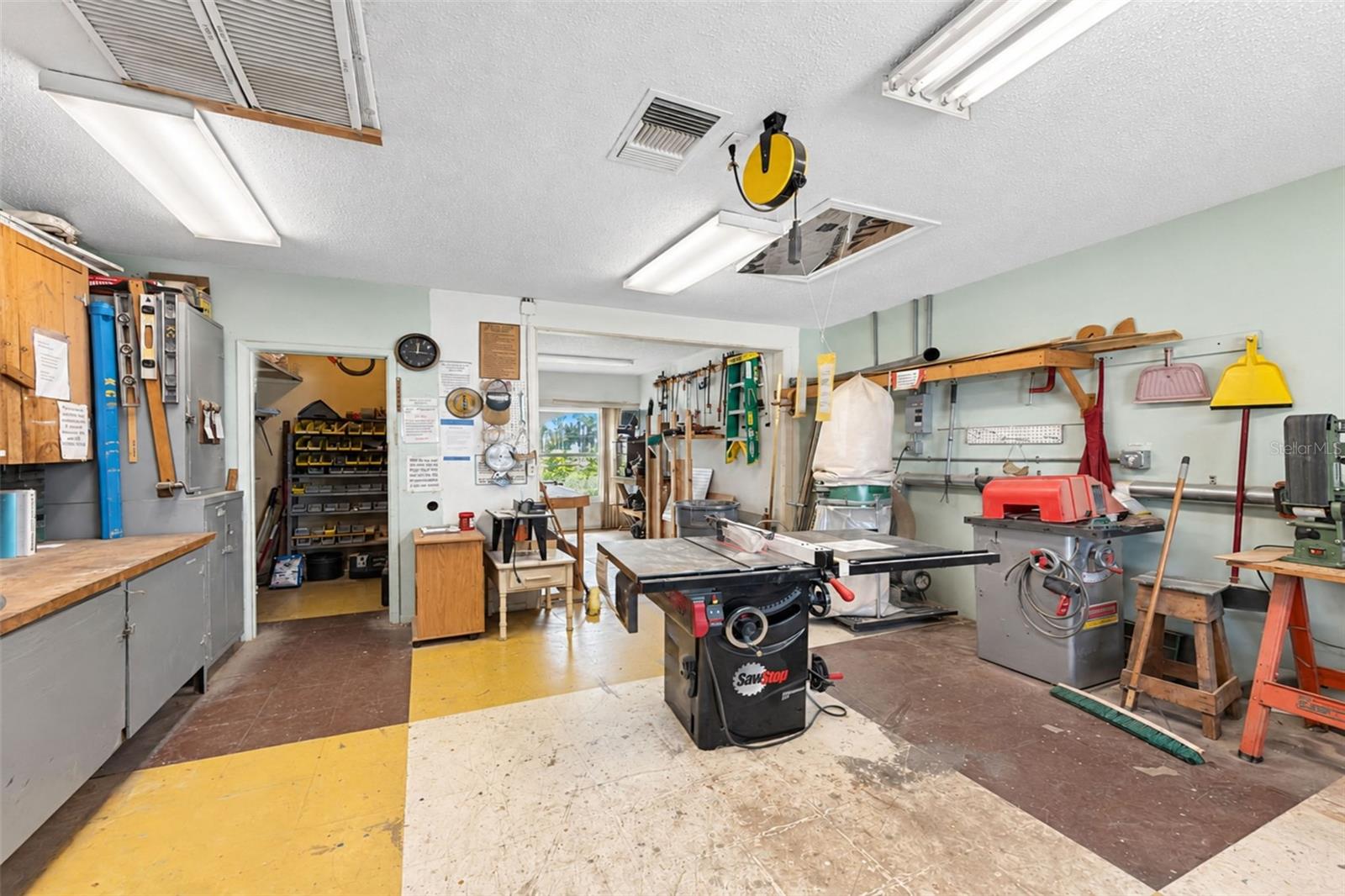 39 CROWN POINT DRIVE, Nokomis, FL 34275