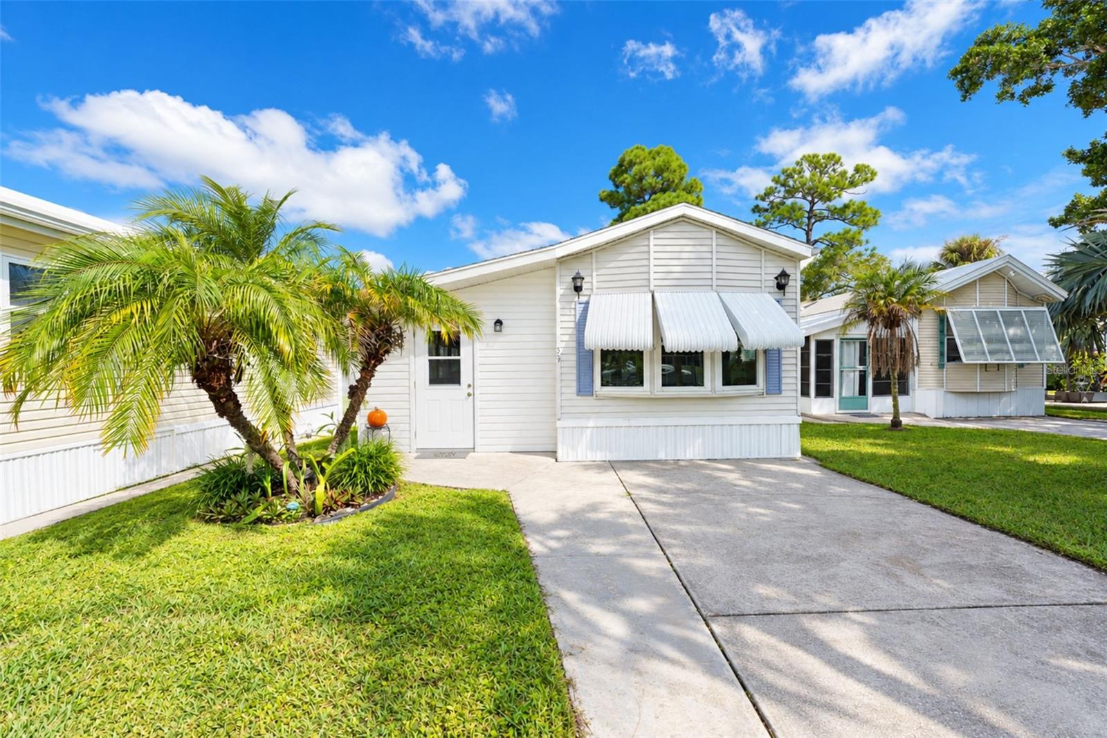 39 CROWN POINT DRIVE, Nokomis, FL 34275 39 CROWN POINT DRIVE, Nokomis, FL 34275
