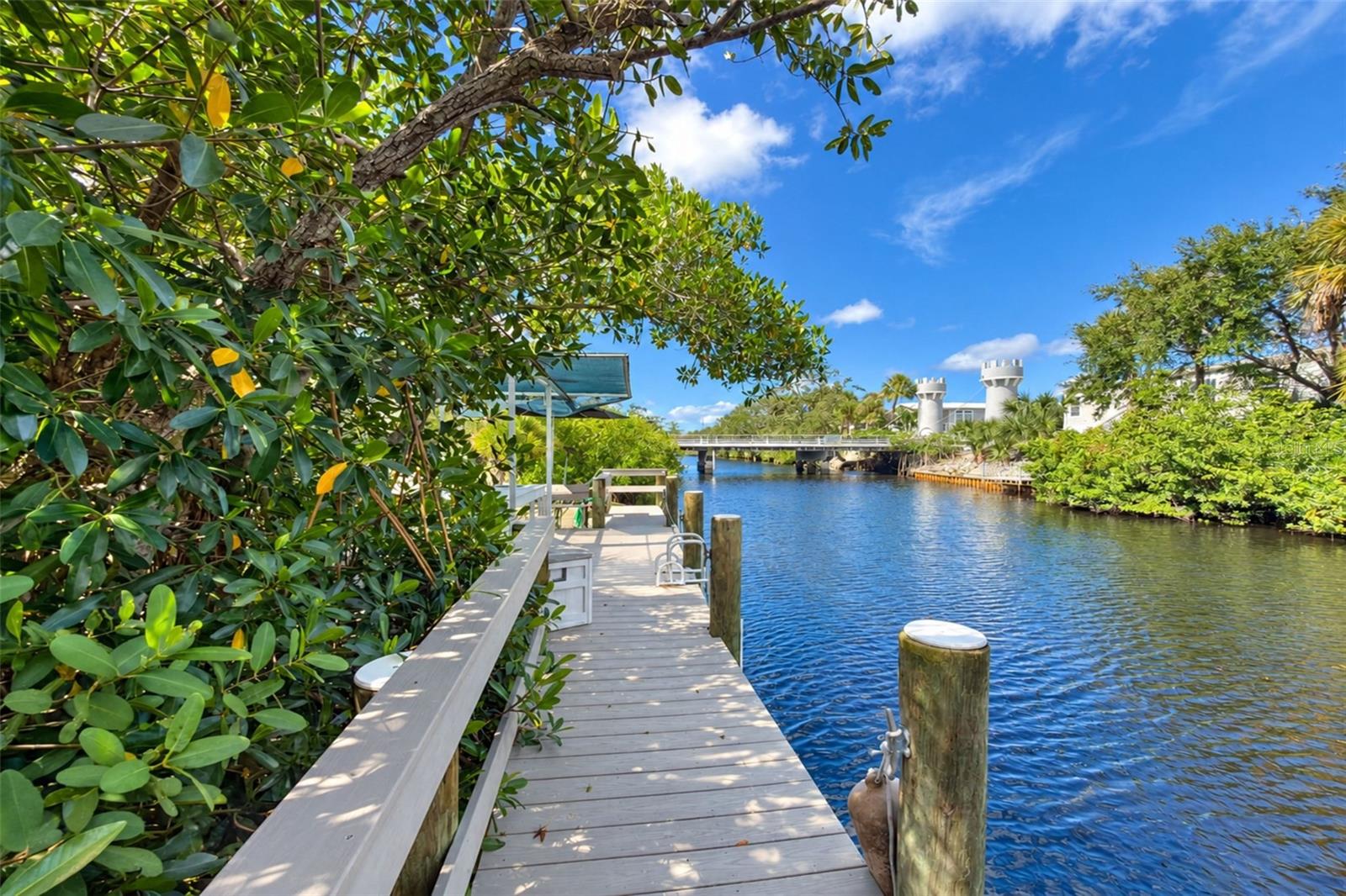 39 CROWN POINT DRIVE, Nokomis, FL 34275