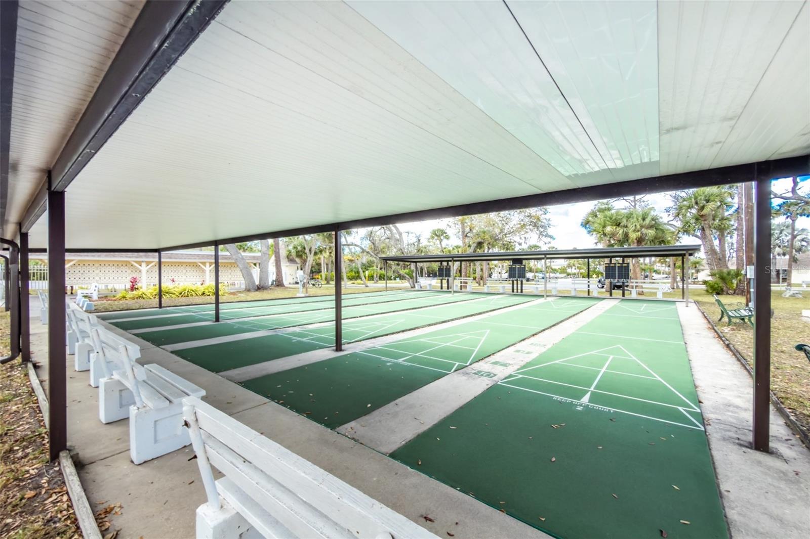 39 CROWN POINT DRIVE, Nokomis, FL 34275