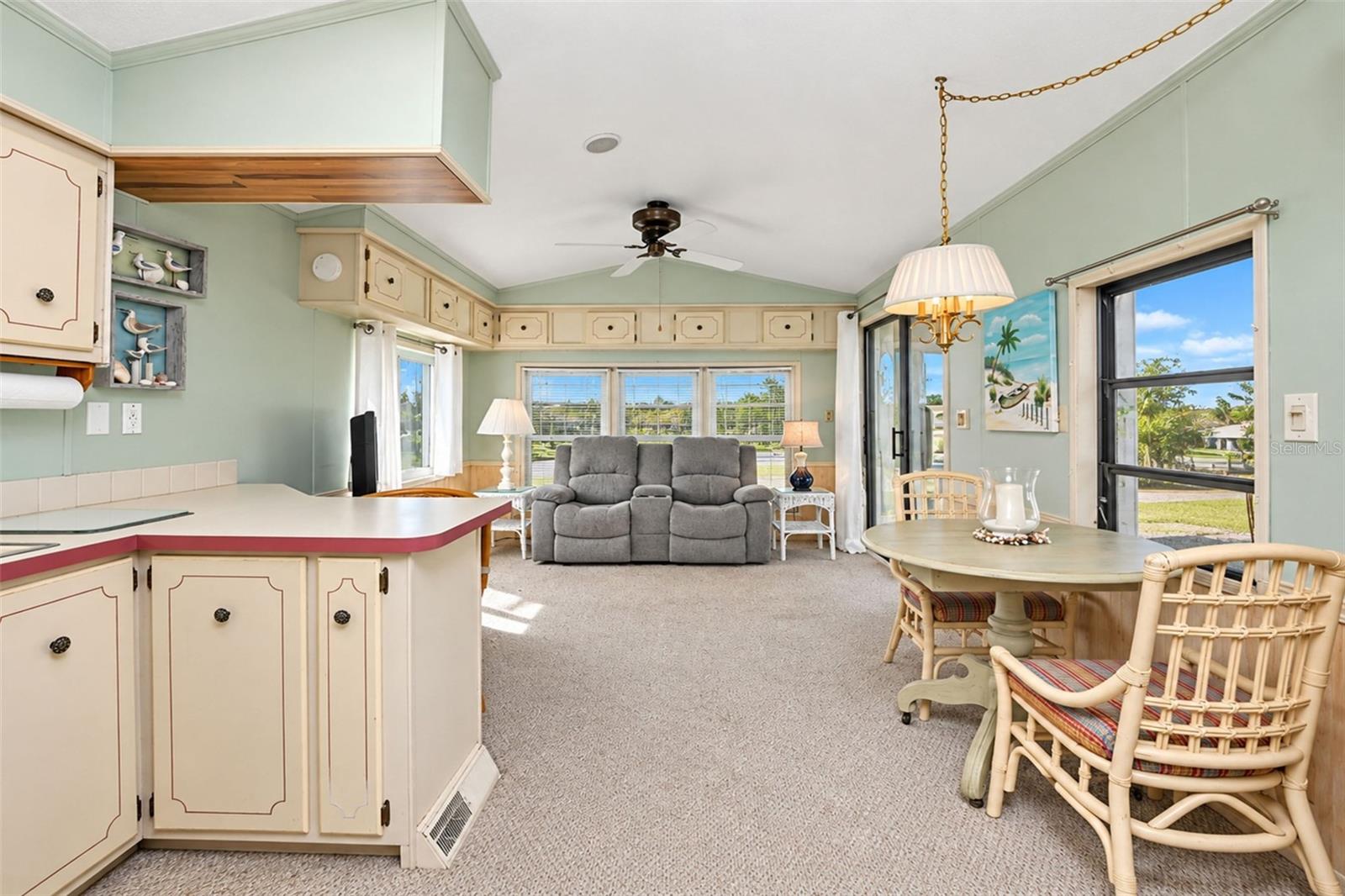 39 CROWN POINT DRIVE, Nokomis, FL 34275
