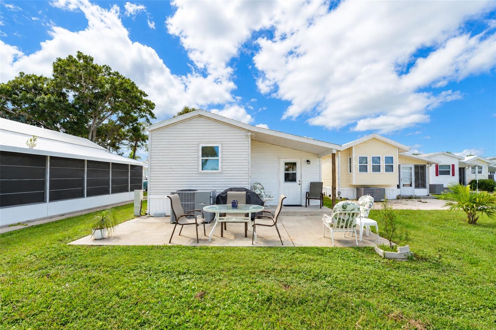 39 CROWN POINT DRIVE, Nokomis, FL 34275