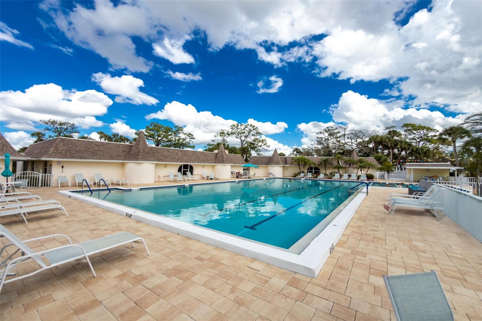 39 CROWN POINT DRIVE, Nokomis, FL 34275