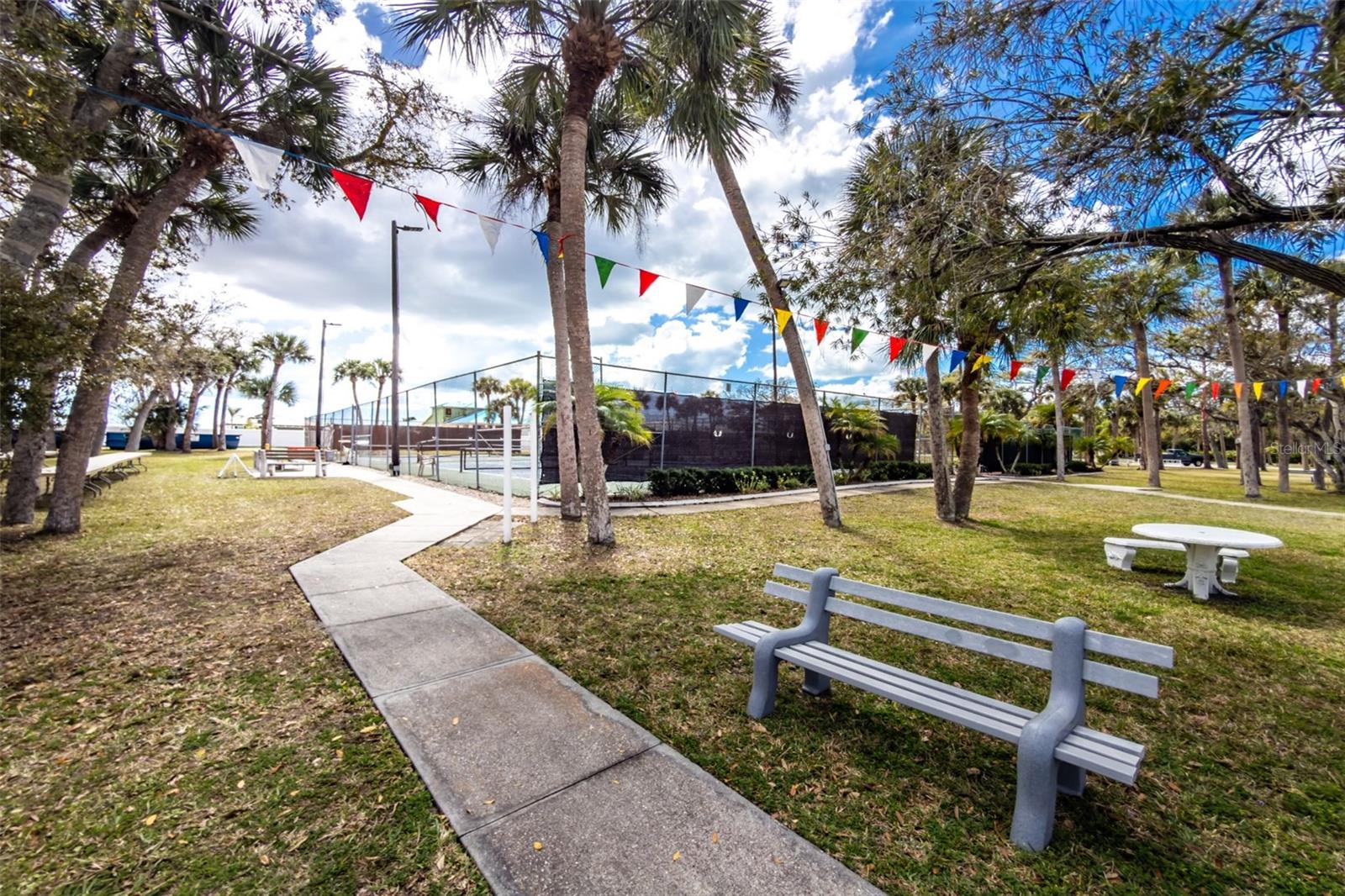 39 CROWN POINT DRIVE, Nokomis, FL 34275