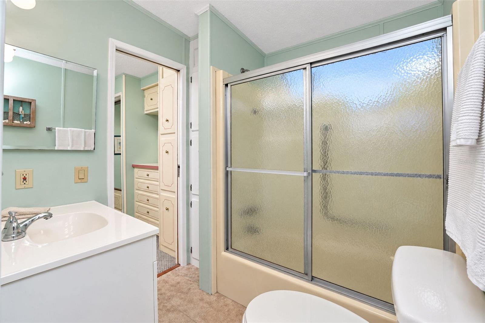 39 CROWN POINT DRIVE, Nokomis, FL 34275