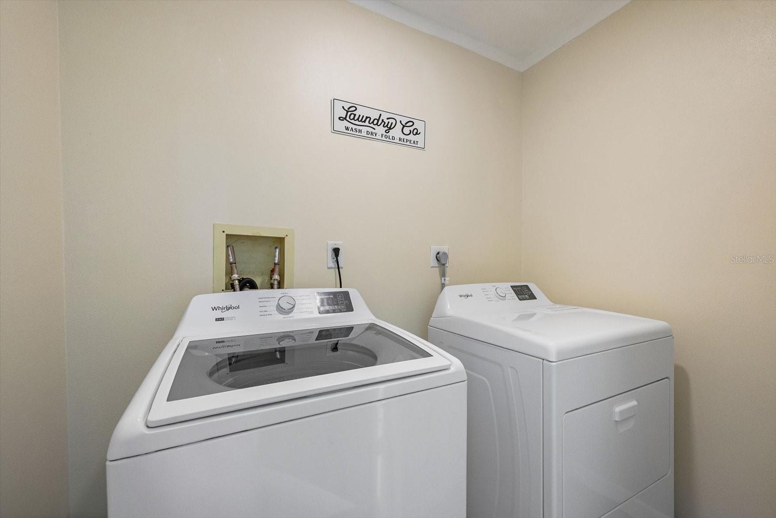 439 CERROMAR LANE, #410, Venice, FL 34293