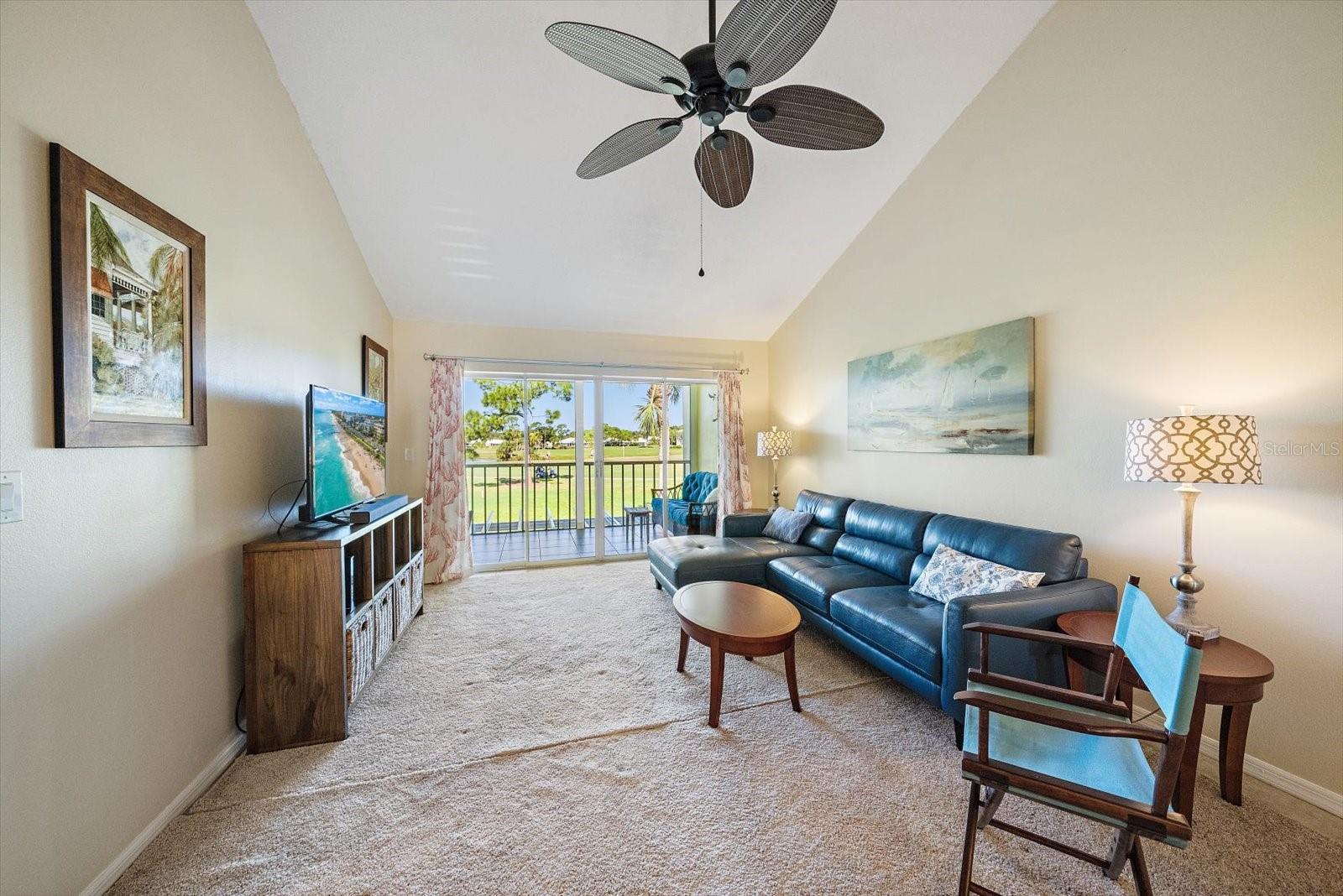 Title flooring in living room