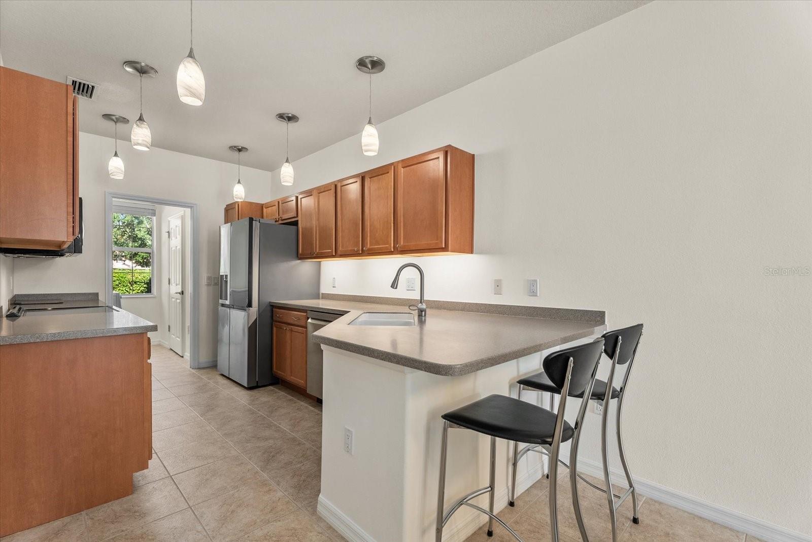 Kitchen with Breakfast Bar