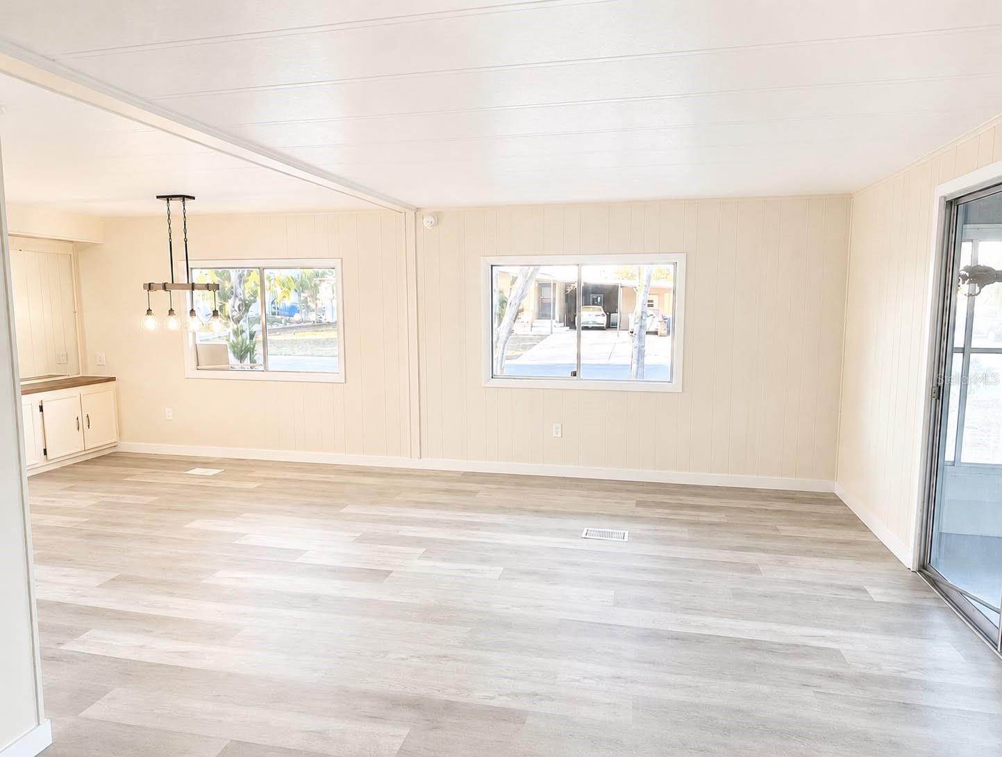 9330 SALISBURY DRIVE, Brooksville, FL 34613 9330 SALISBURY DRIVE, Brooksville, FL 34613
