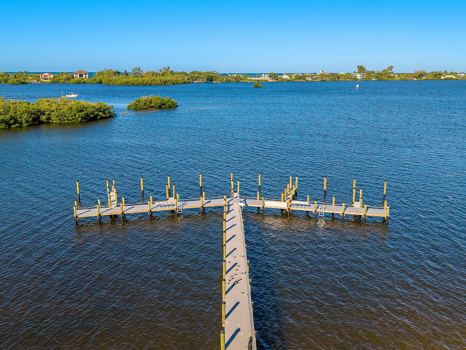 758 SARABAY ROAD, #5, Osprey, FL 34229