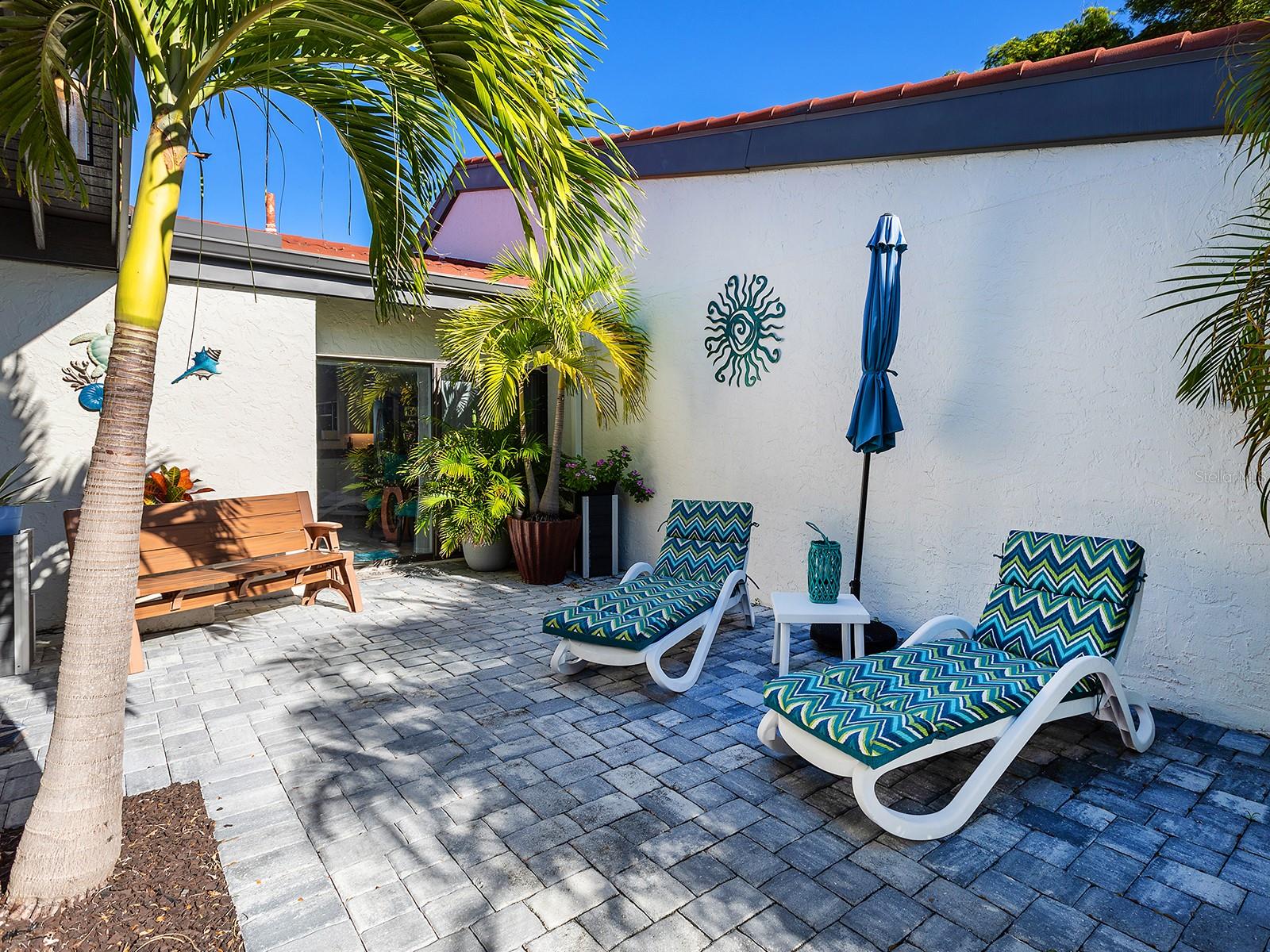 758 SARABAY ROAD, #5, Osprey, FL 34229