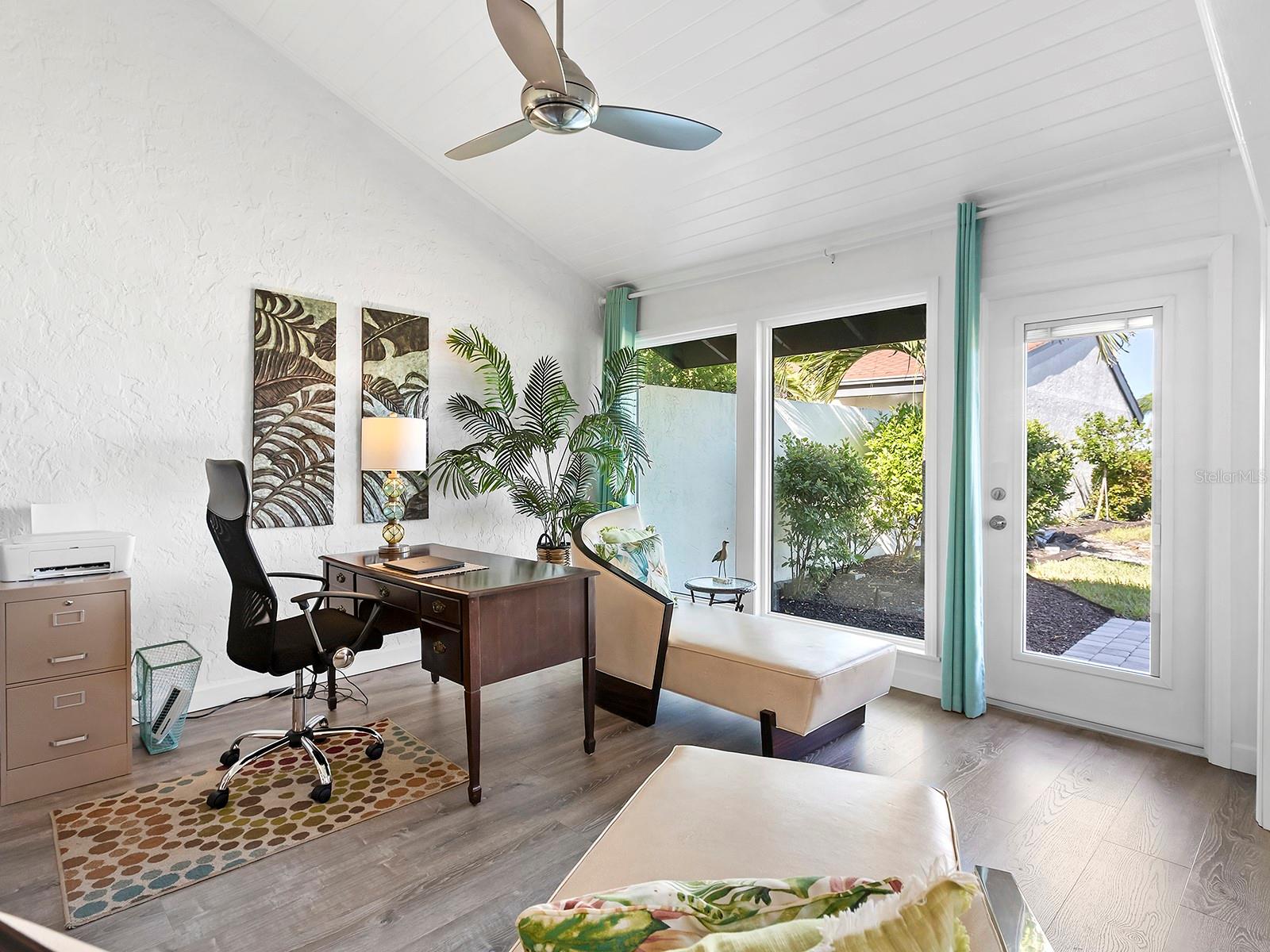 758 SARABAY ROAD, #5, Osprey, FL 34229
