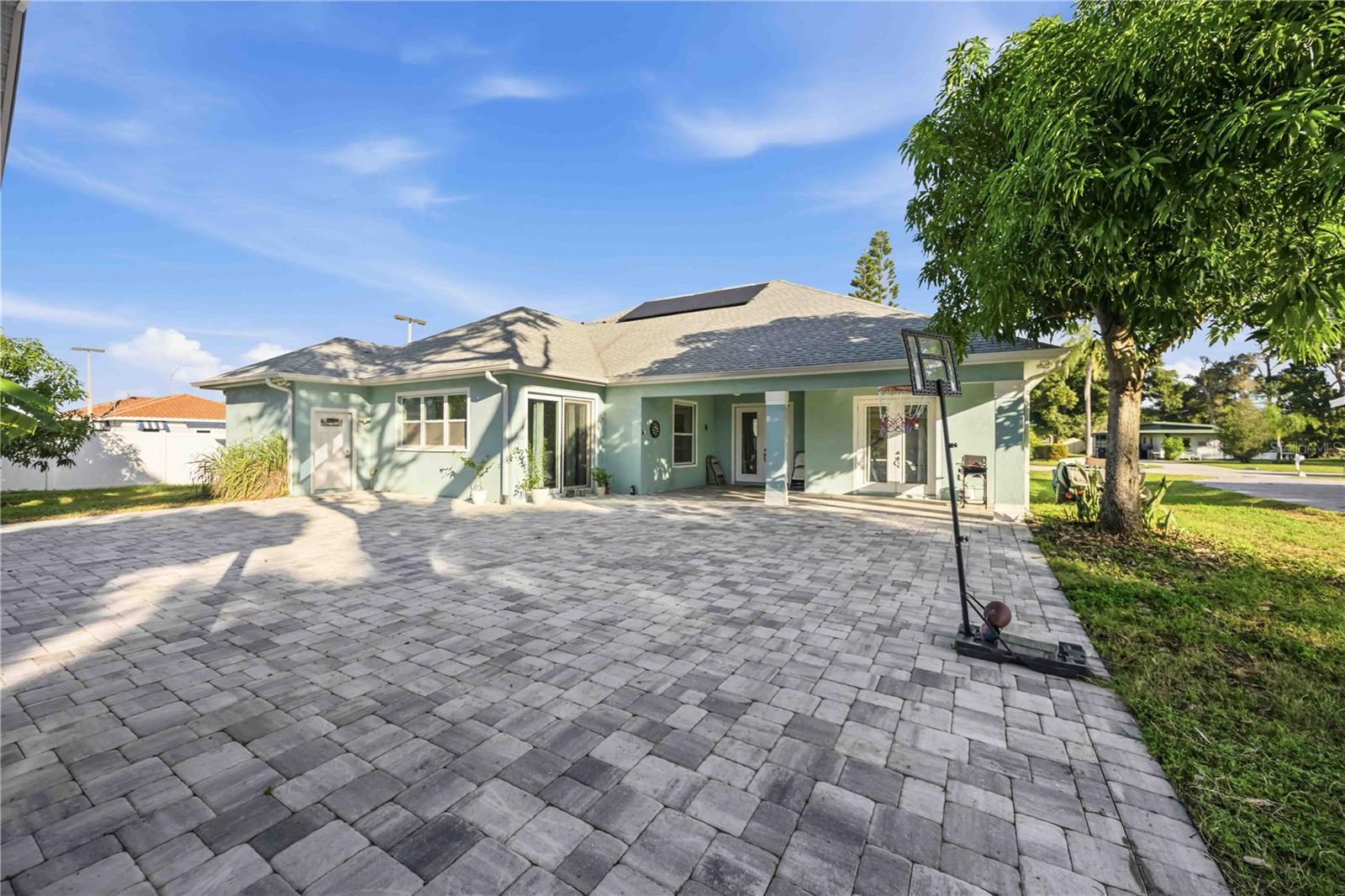 716 LAUREL AVENUE, Venice, FL 34285