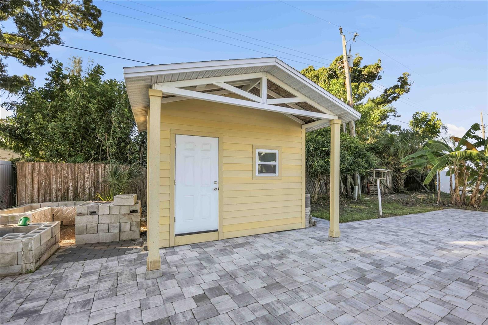 716 LAUREL AVENUE, Venice, FL 34285