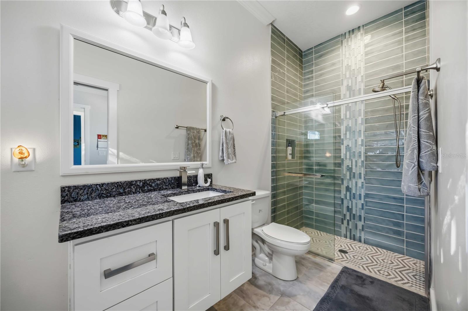 716 LAUREL AVENUE, Venice, FL 34285