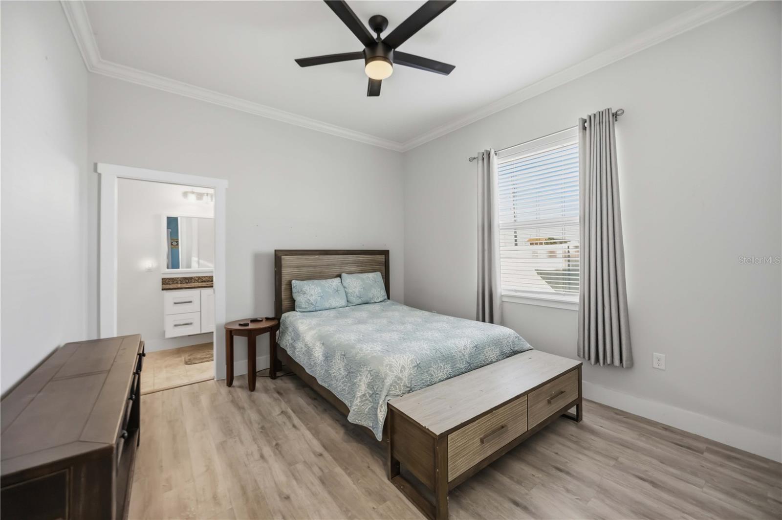 716 LAUREL AVENUE, Venice, FL 34285