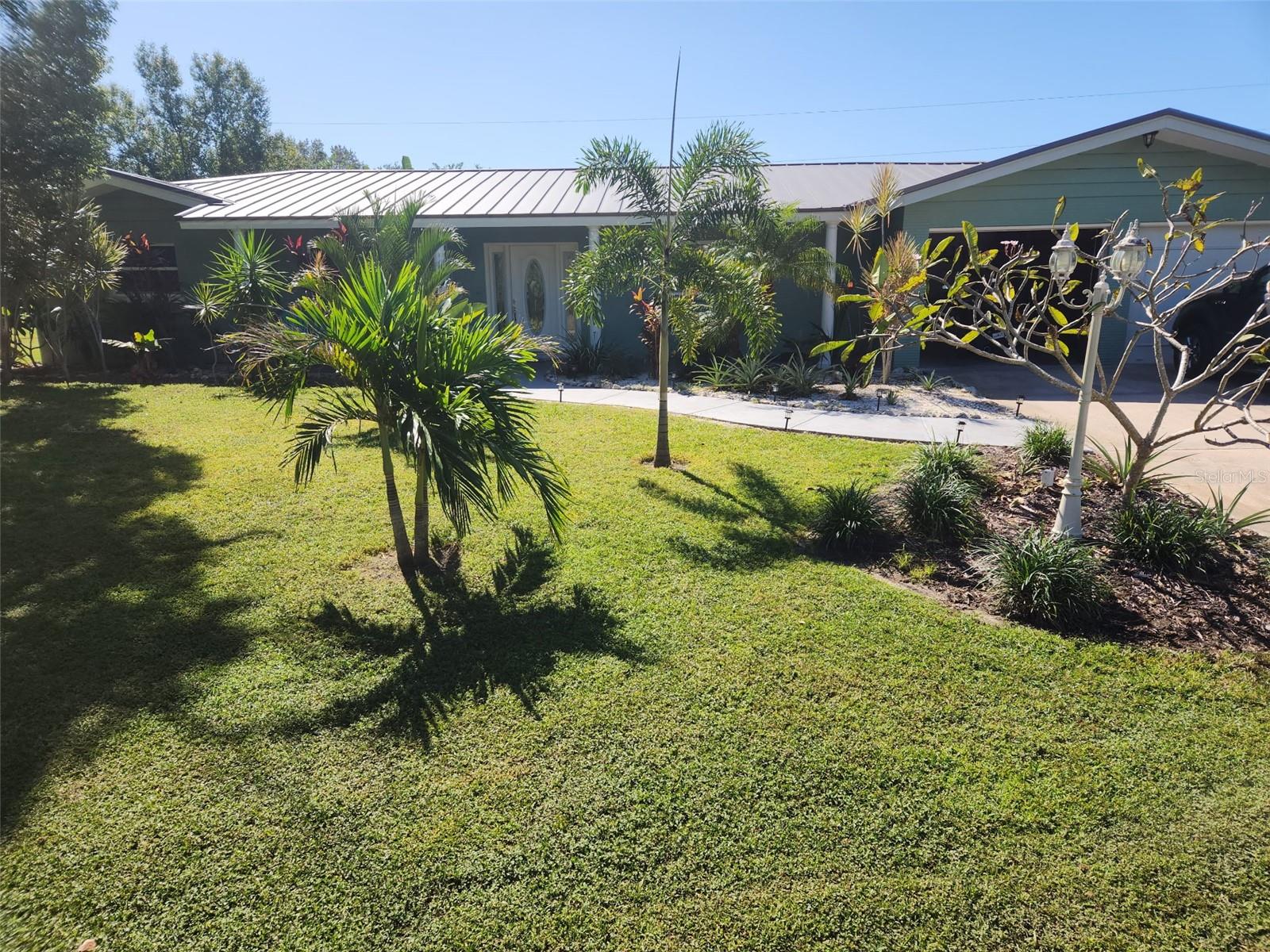 3078 SPENCER LANE, Sarasota, FL 34239 3078 SPENCER LANE, Sarasota, FL 34239