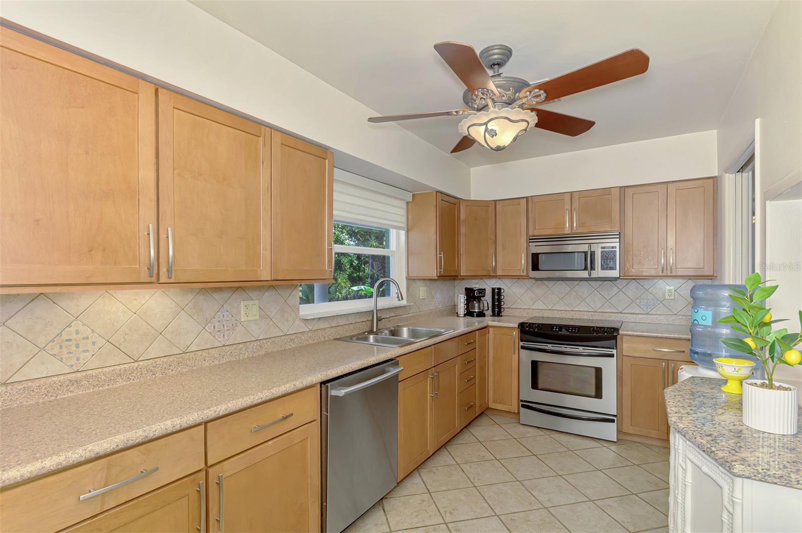 3078 SPENCER LANE, Sarasota, FL 34239