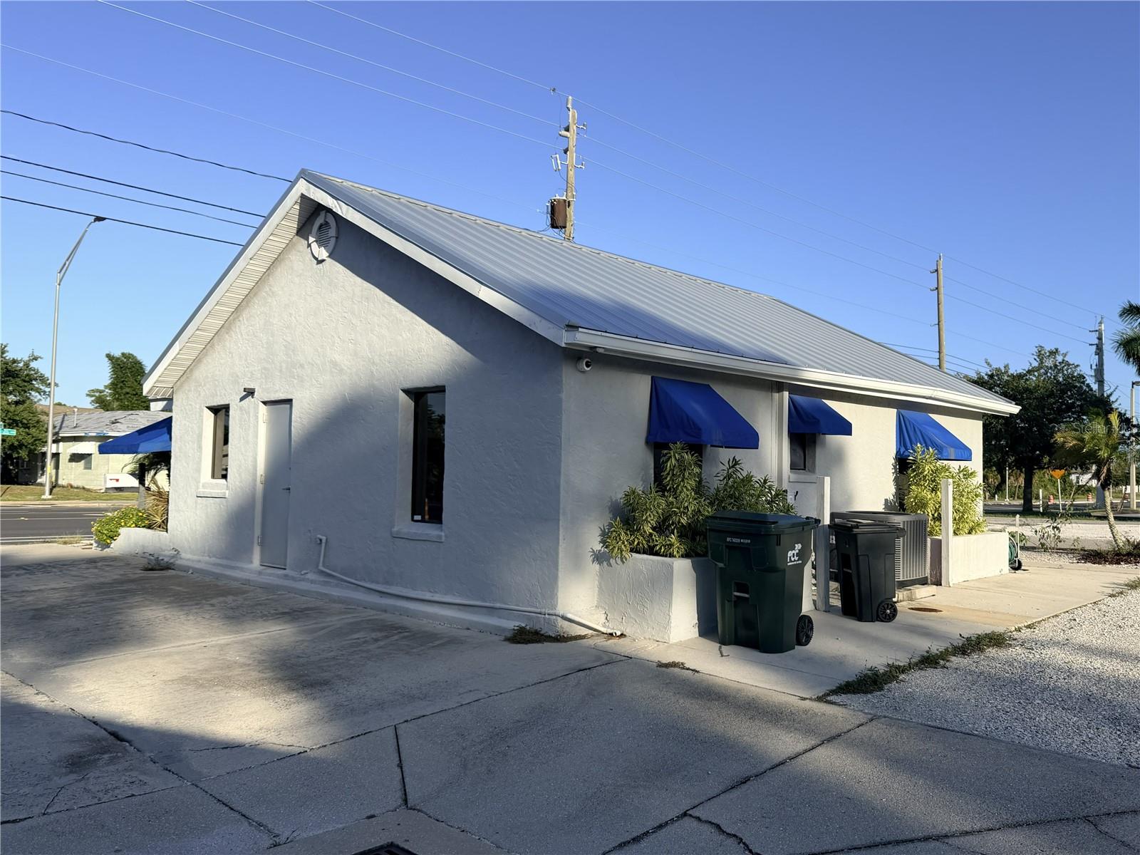free standing unit