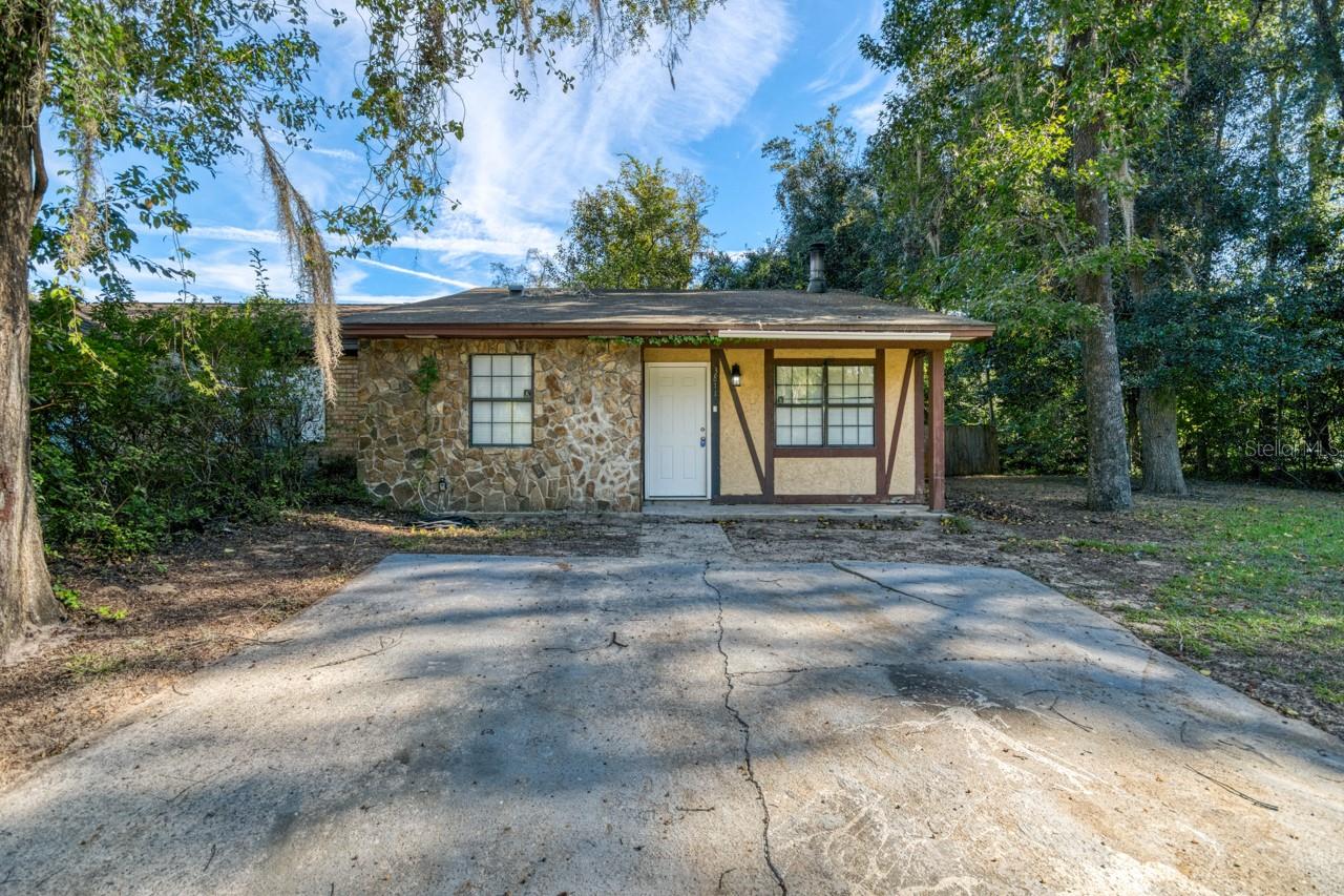 3811 STEWART WAY, Tallahassee, FL 32303