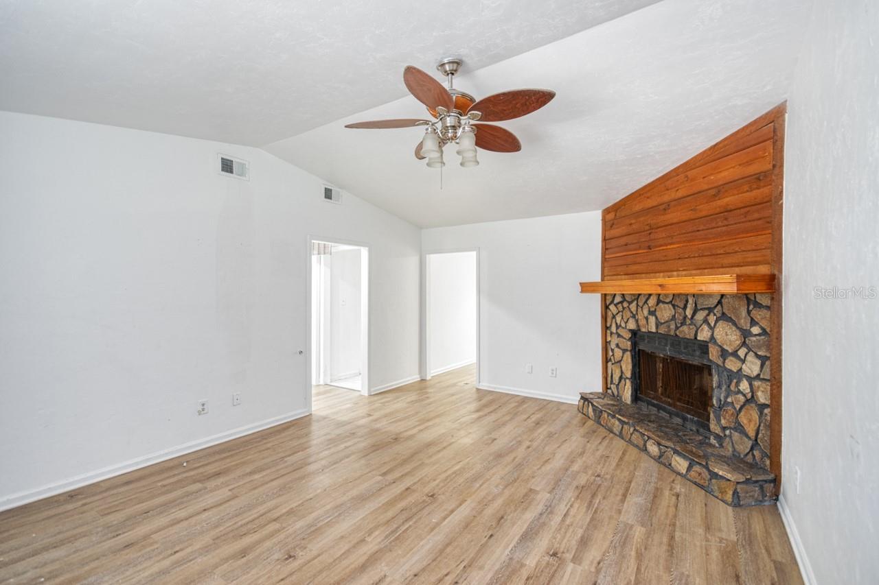 3811 STEWART WAY, Tallahassee, FL 32303