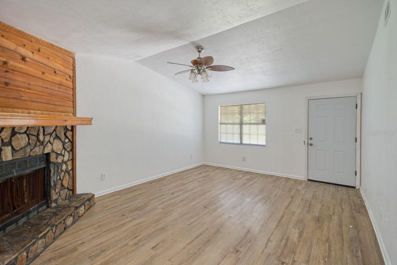 3811 STEWART WAY, Tallahassee, FL 32303