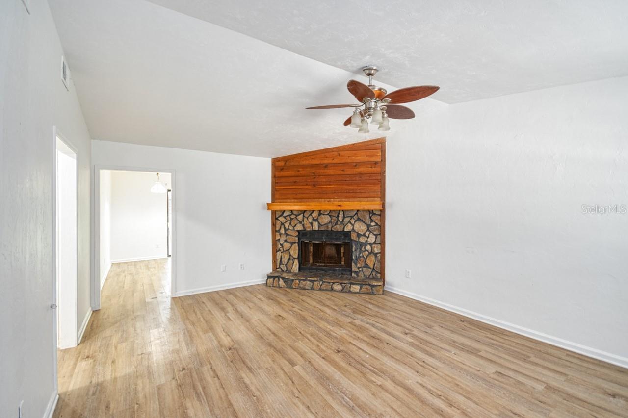 3811 STEWART WAY, Tallahassee, FL 32303