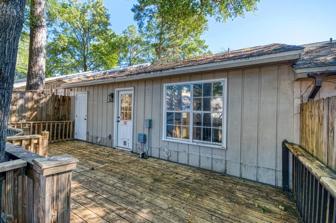 1960 CARP LANE, Tallahassee, FL 32303