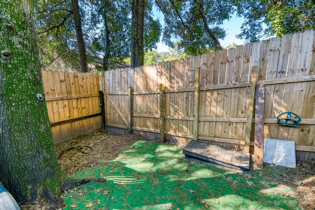 1960 CARP LANE, Tallahassee, FL 32303
