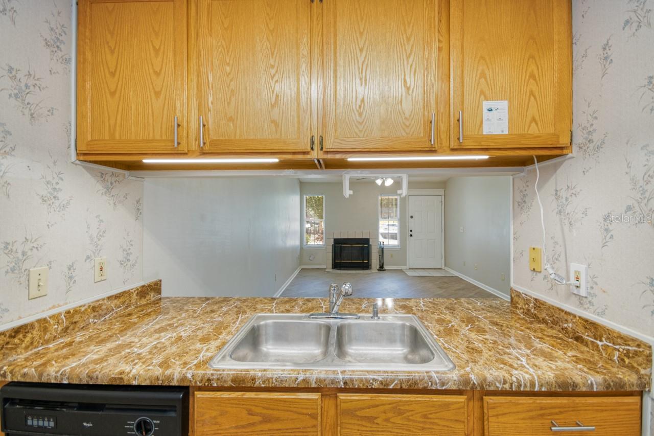 1960 CARP LANE, Tallahassee, FL 32303