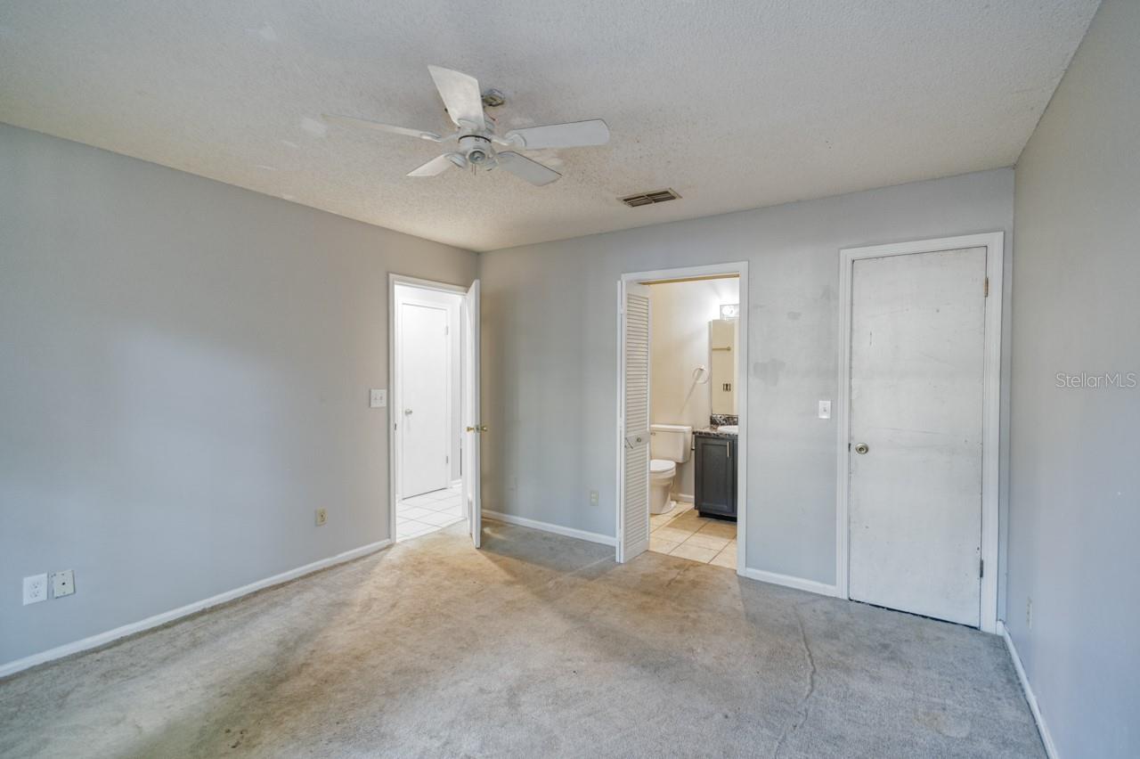1960 CARP LANE, Tallahassee, FL 32303