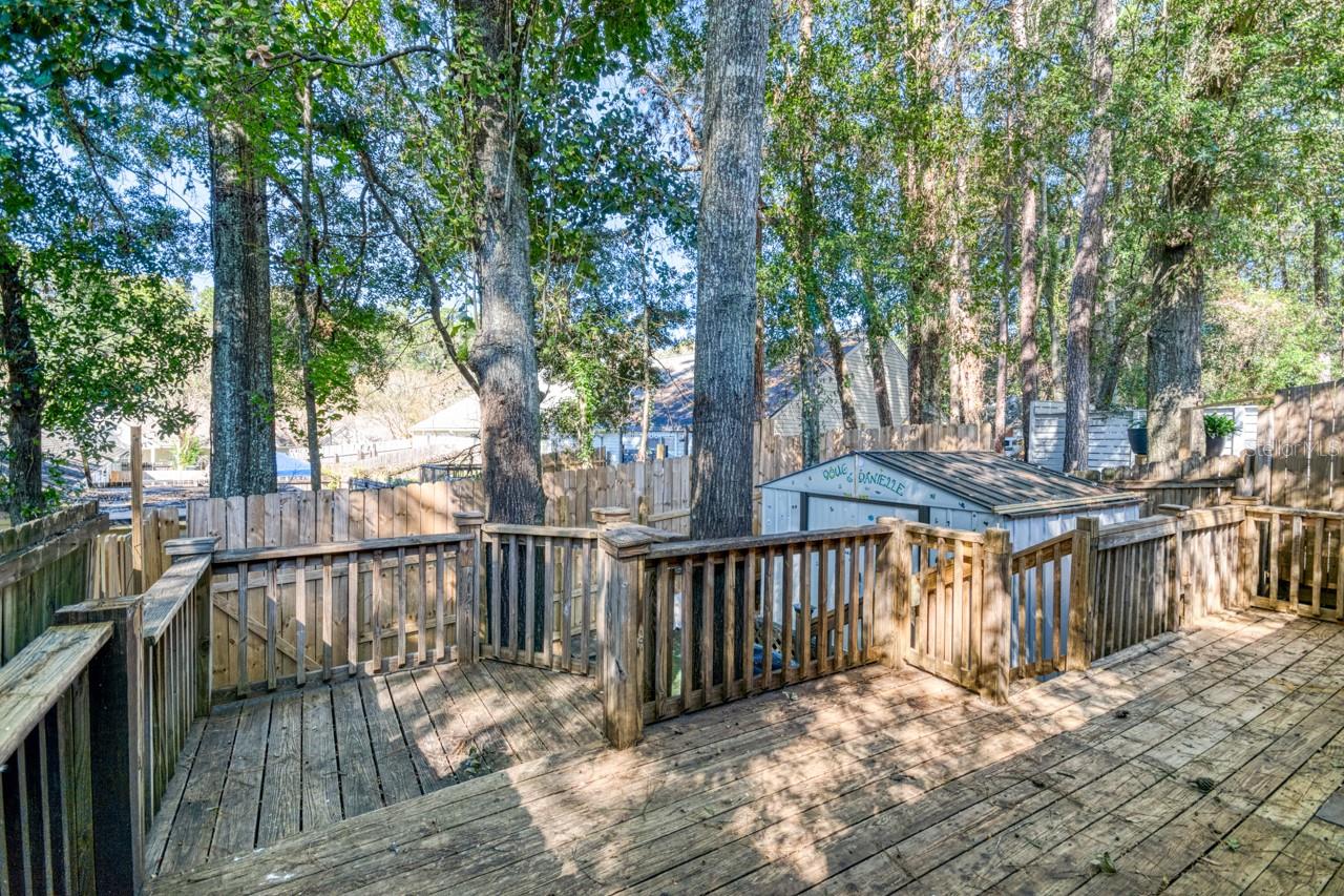 1960 CARP LANE, Tallahassee, FL 32303