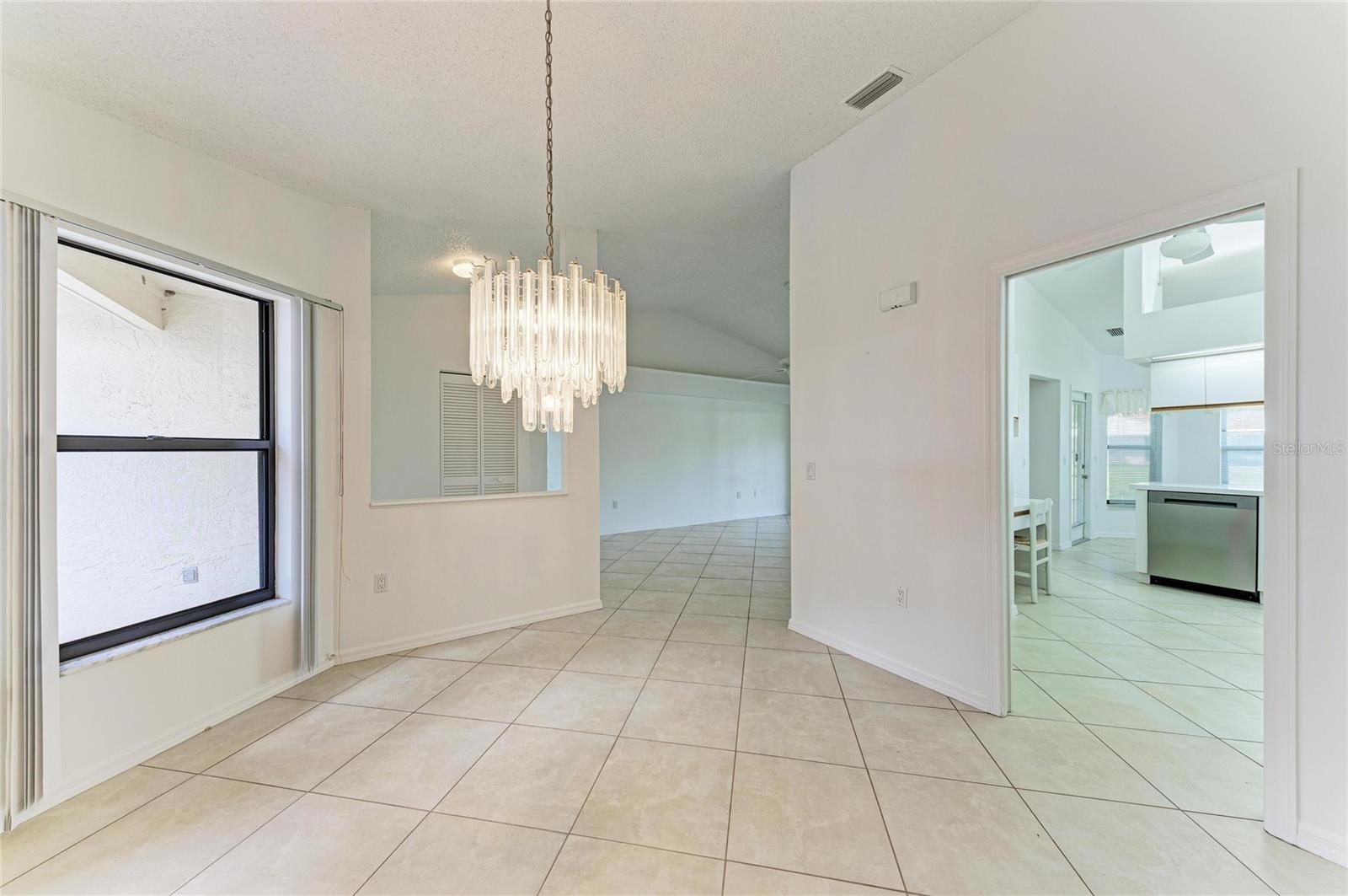 101 SOUTHAMPTON PLACE N, #248, Venice, FL 34293