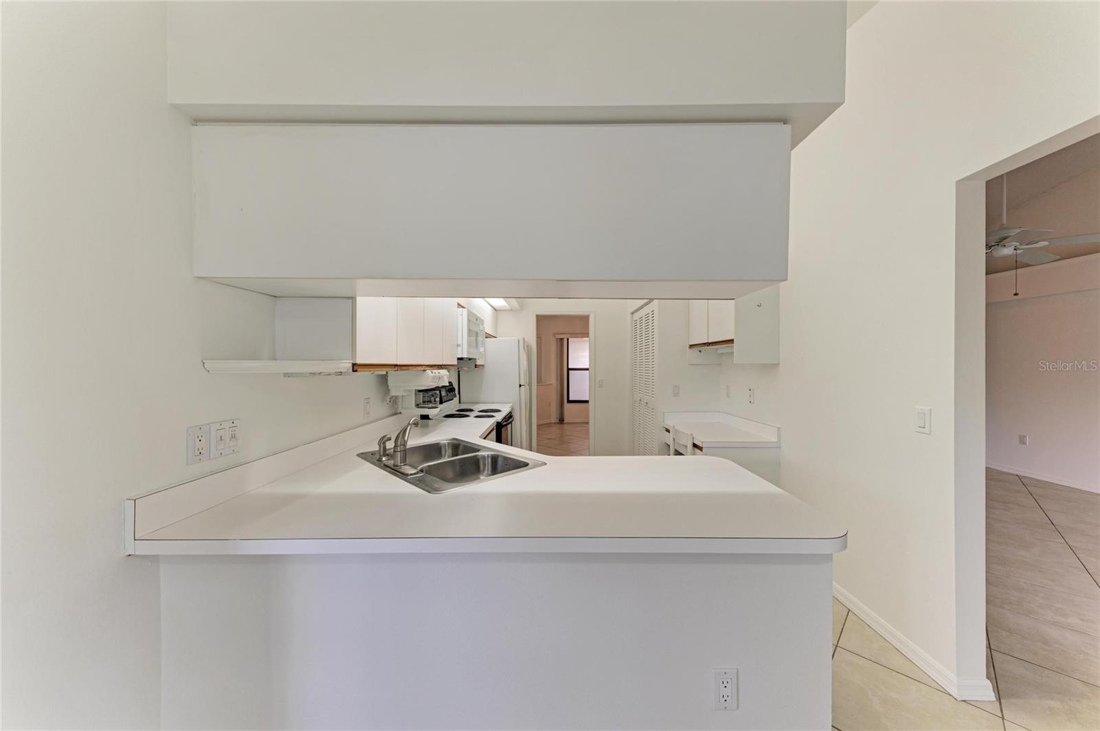 101 SOUTHAMPTON PLACE N, #248, Venice, FL 34293