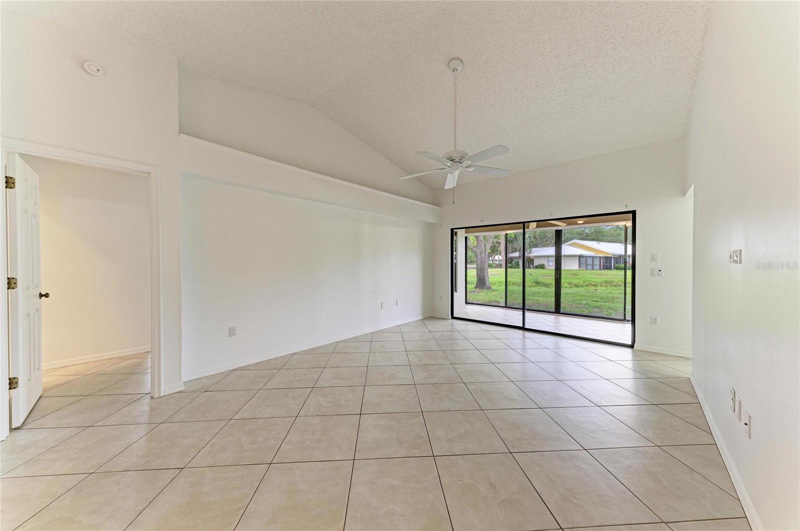 101 SOUTHAMPTON PLACE N, #248, Venice, FL 34293
