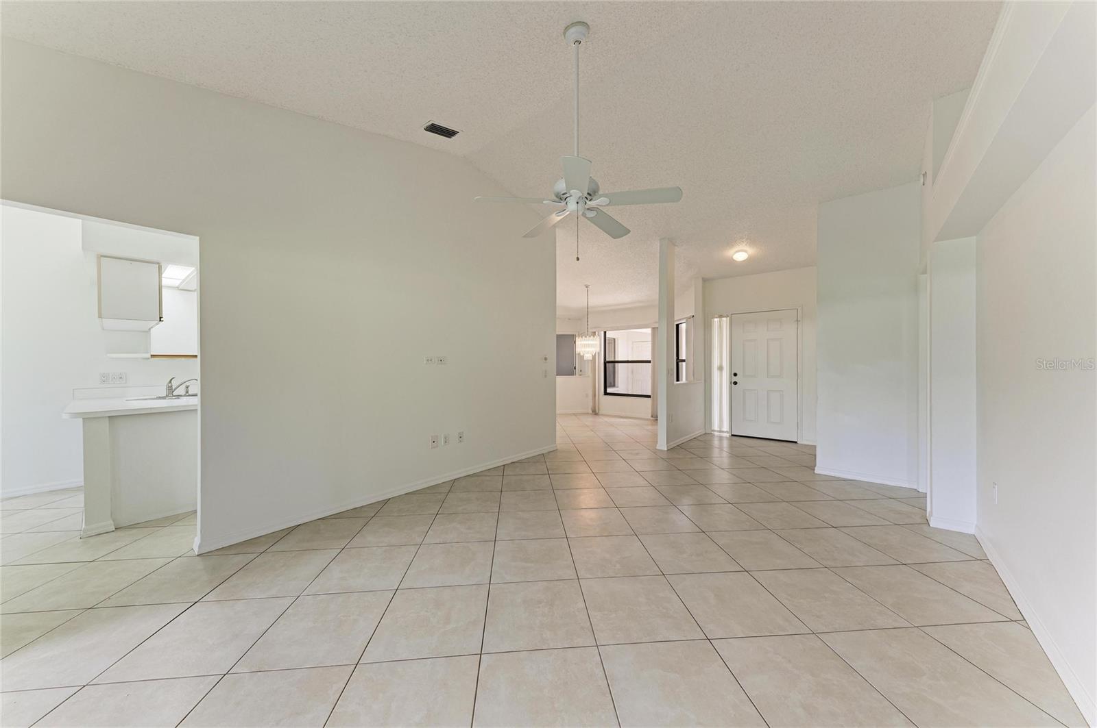 101 SOUTHAMPTON PLACE N, #248, Venice, FL 34293