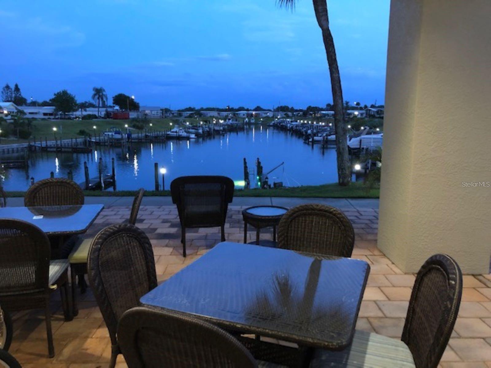 740 CAREFREE, Venice, FL 34285