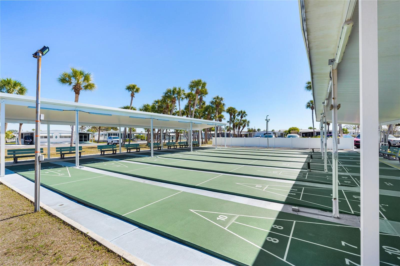 210 ROMA ROAD, Venice, FL 34285