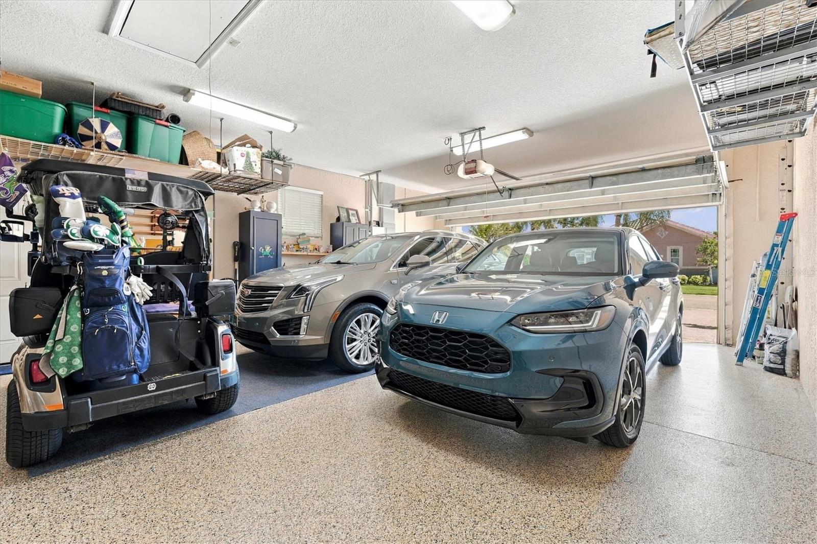 OVERSIZED GARAGE!!!! ROOM FOR ALL YOUR TOYS!!