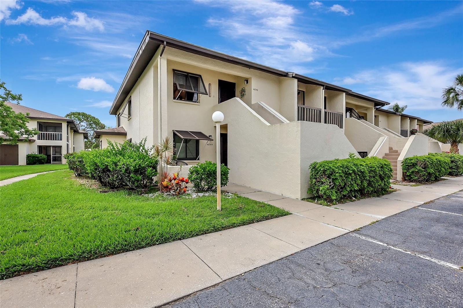 4646 LONGWATER CHASE, #98, Sarasota, FL 34235
